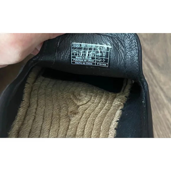 Ugg Sandrinne metallic basket espadrille slip on loafers size 7 - Picture 9 of 11